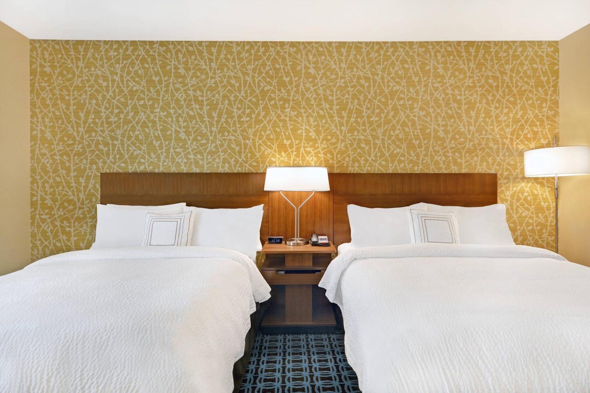 Fairfield Inn & Suites By Marriott Savannah Sw/גבעת ריצ'מונד מראה חיצוני תמונה